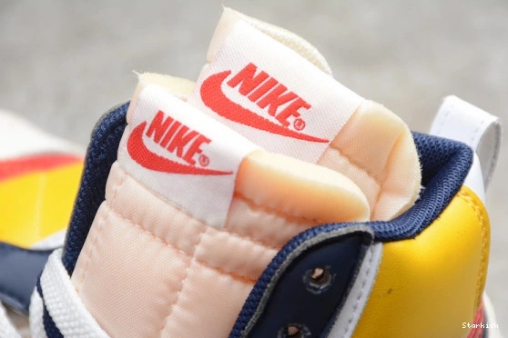 VARSITY MID SACAI BV0072-700 BLAZER MAIZE X NIKE 0219